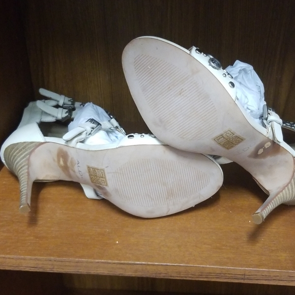 Aldo Cream Studded leather heels - Picture 4 of 5